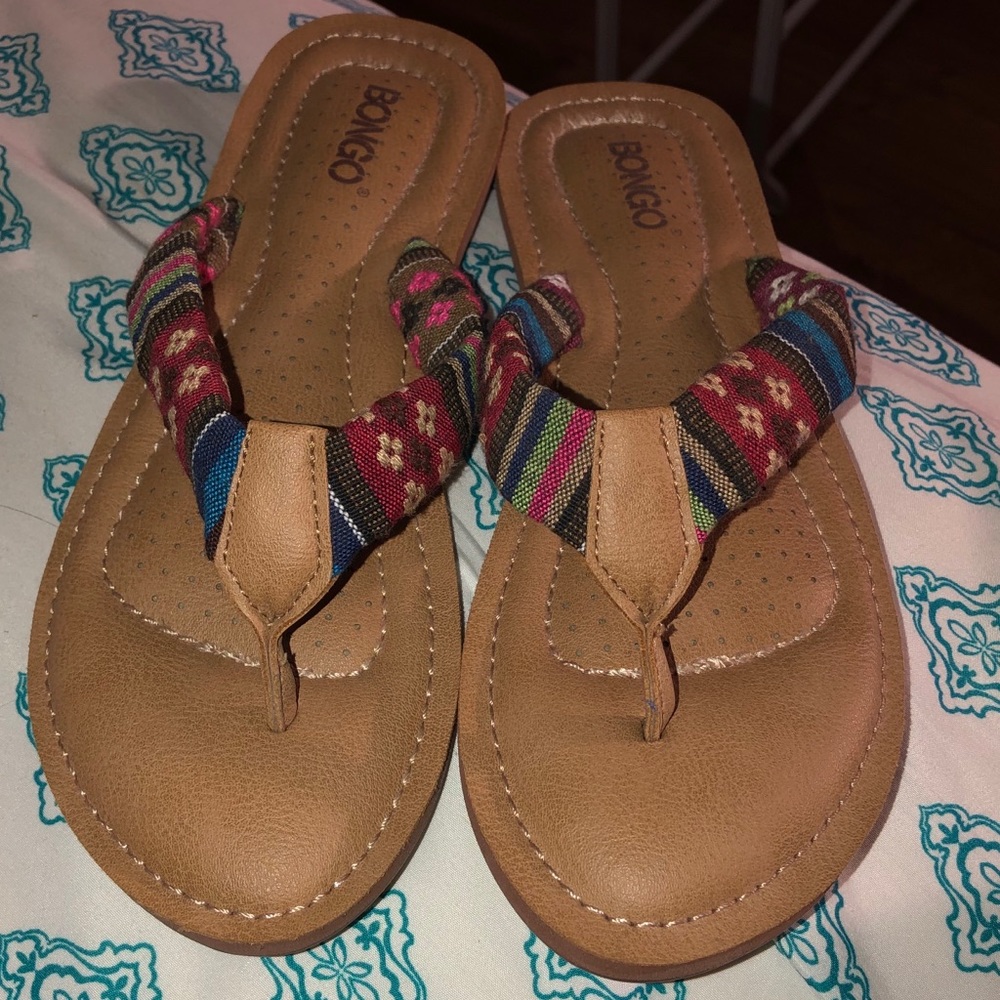 Sandals - Picture 2 of 3